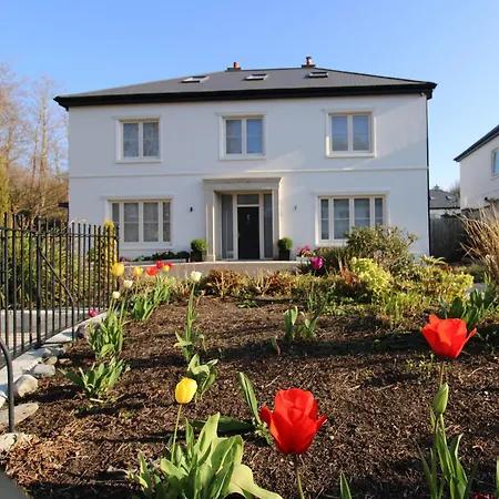 Clarinbridge Large New Holiday home *